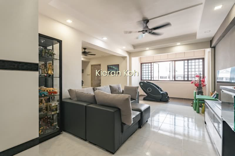 56 CASSIA CRESCENT photo 4