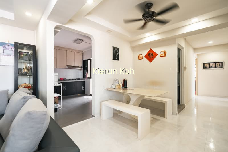 56 CASSIA CRESCENT photo 5