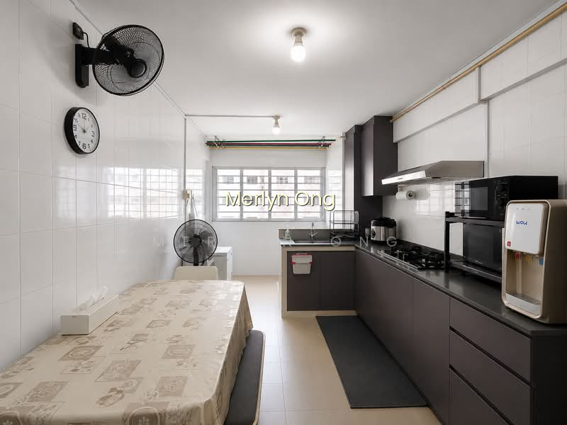 463 JURONG WEST STREET 41 photo 3