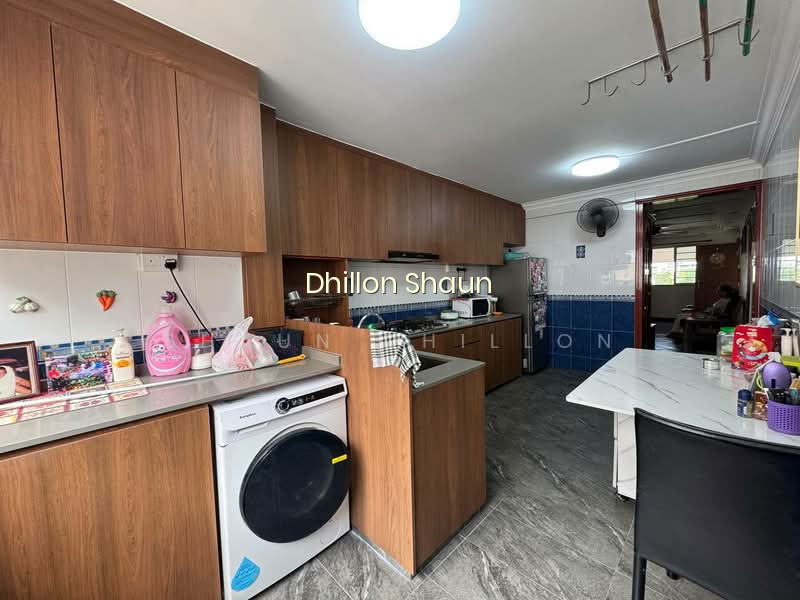 154 HOUGANG STREET 11 photo 2