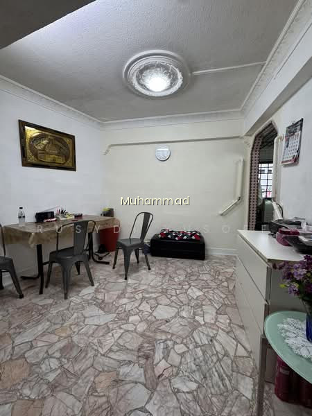 205 MARSILING DRIVE image 1 of 10