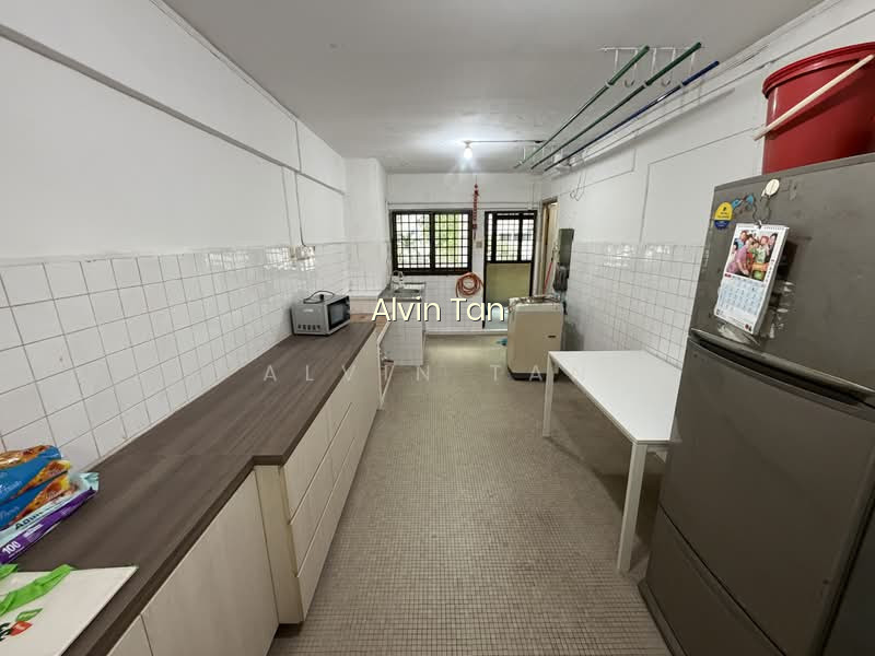 32 MARSILING DRIVE photo 3