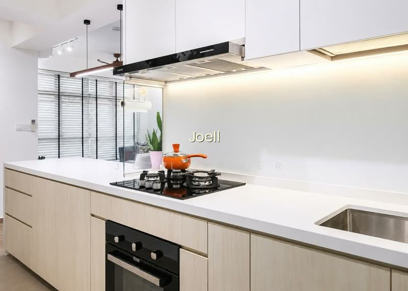 113B ALKAFF CRESCENT image 1 of 3