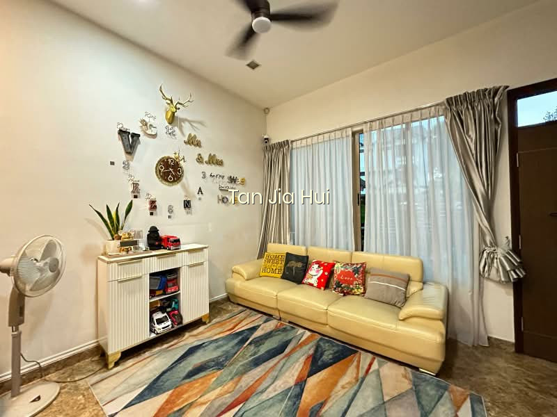 4 STY TERRACE image 1 of 3