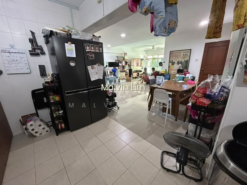 648 PUNGGOL CENTRAL image 1 of 10