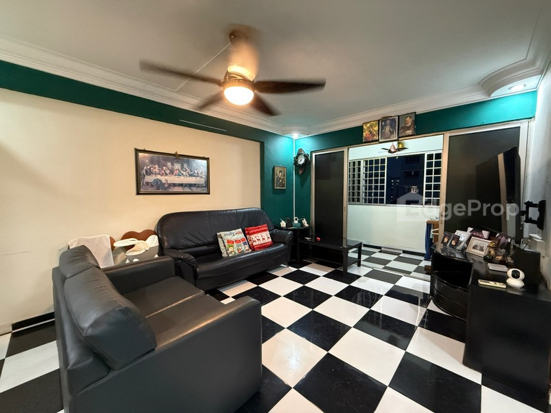 876 WOODLANDS AVENUE 9 image 1 of 10