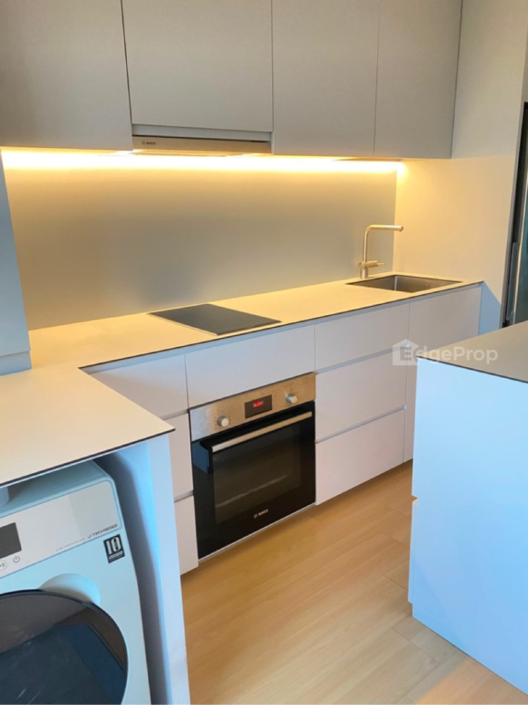 35 TEBAN GARDENS ROAD photo 3