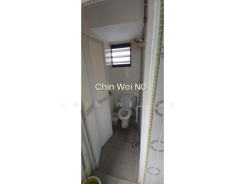 335A SMITH STREET photo 4