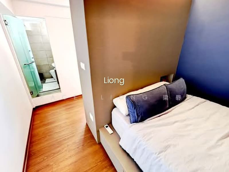 7 MARINE TERRACE photo 3