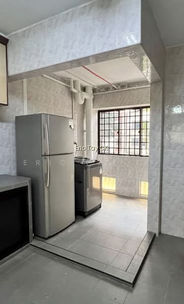 316 TAMPINES STREET 33 image 1 of 10