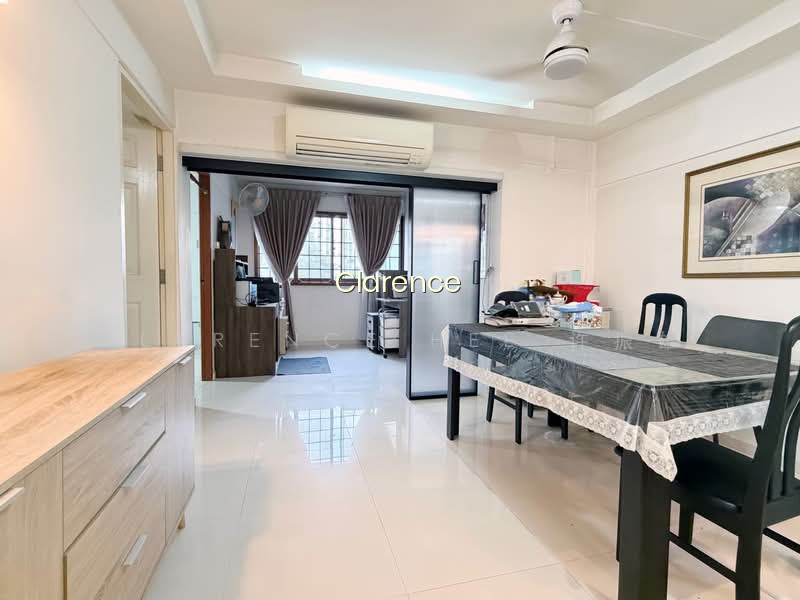 439 ANG MO KIO AVENUE 10 image 1 of 9
