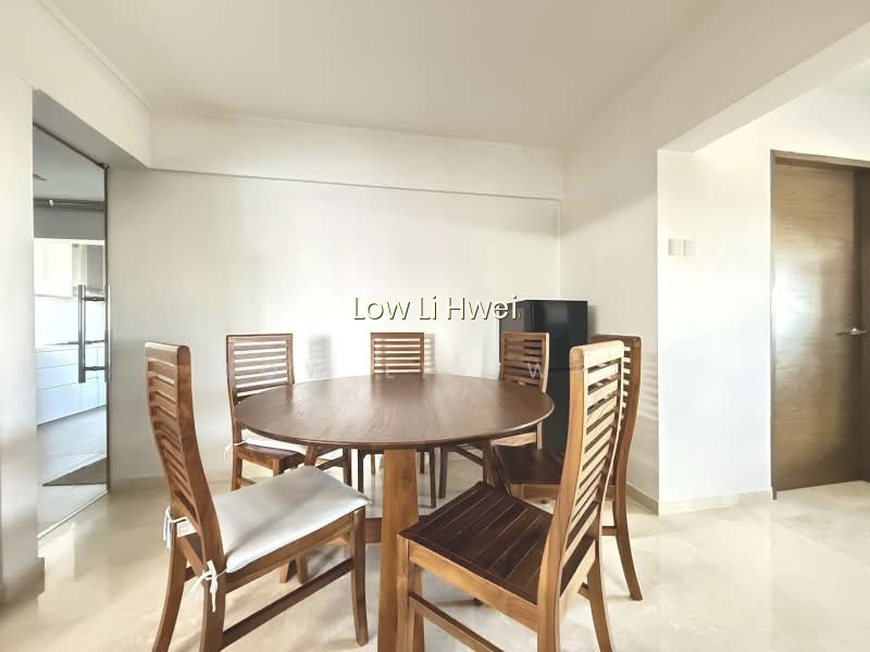 710 ANG MO KIO AVE 8 photo 5