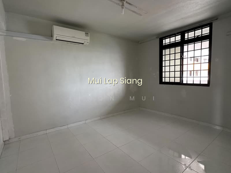 185 BOON LAY AVENUE photo 2