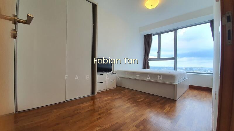 ANG MO KIO CENTRAL MRT CONDOMINIUM image 1 of 10