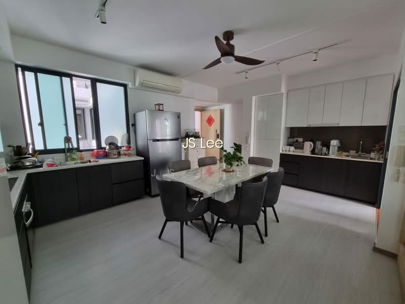ESPARINA RESIDENCES image 1 of 10