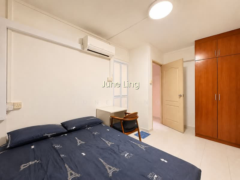 753 YISHUN STREET 72 photo 4