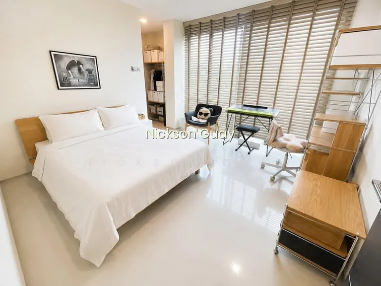 Move in Condition! Goodman, Poole, Wareham Road image 1 of 10