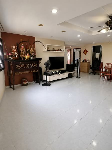 368 TAMPINES STREET 34 photo 2