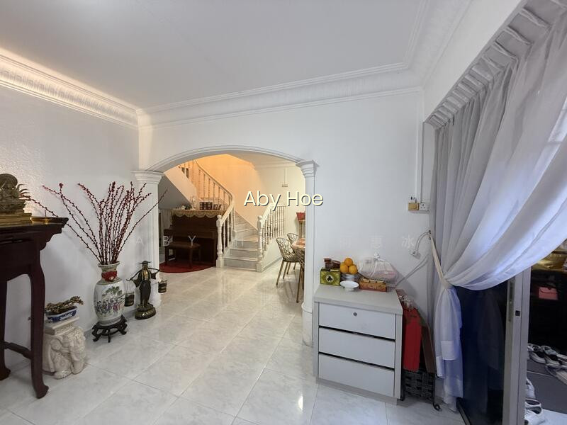 542 SERANGOON NORTH AVENUE 4 photo 3