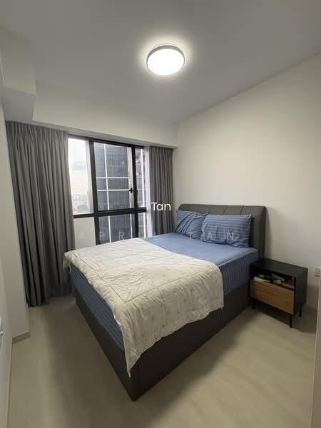 RIVERFRONT RESIDENCES photo 3