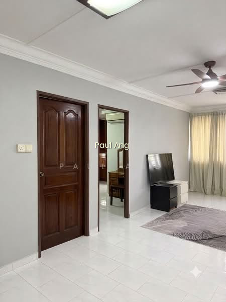 231 SIMEI STREET 4 image 1 of 9