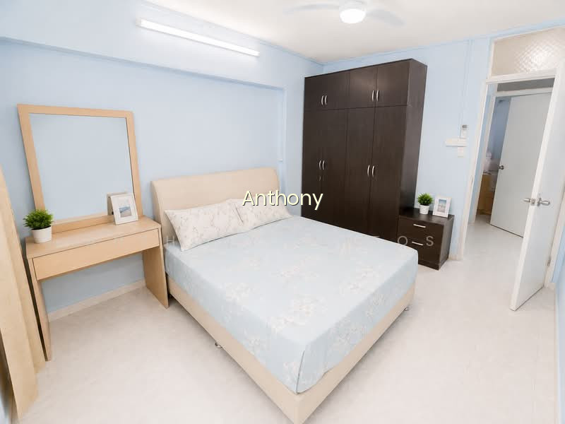 303 JURONG EAST STREET 32 photo 4