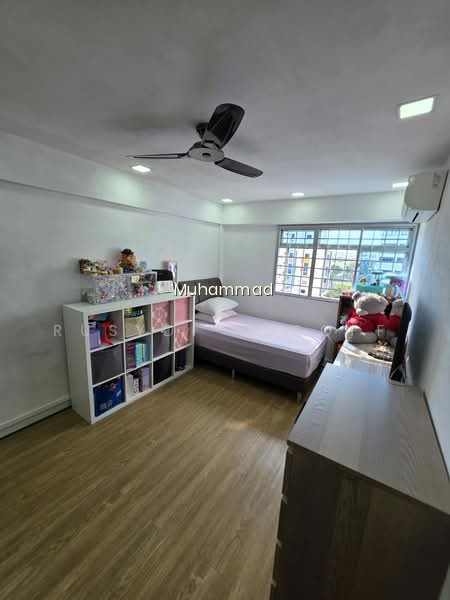121 PAYA LEBAR WAY photo 3