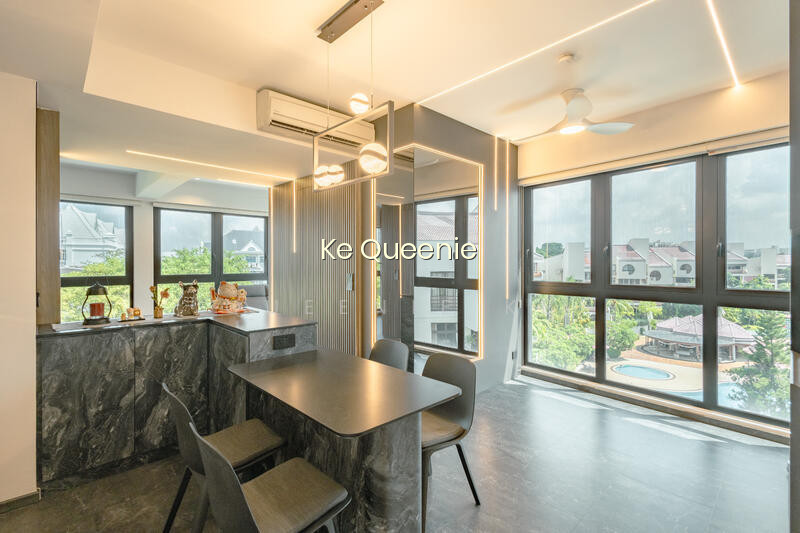 FREEHOLD - SPACIOUS - MRT - SUPER UNDERVALUED photo 6