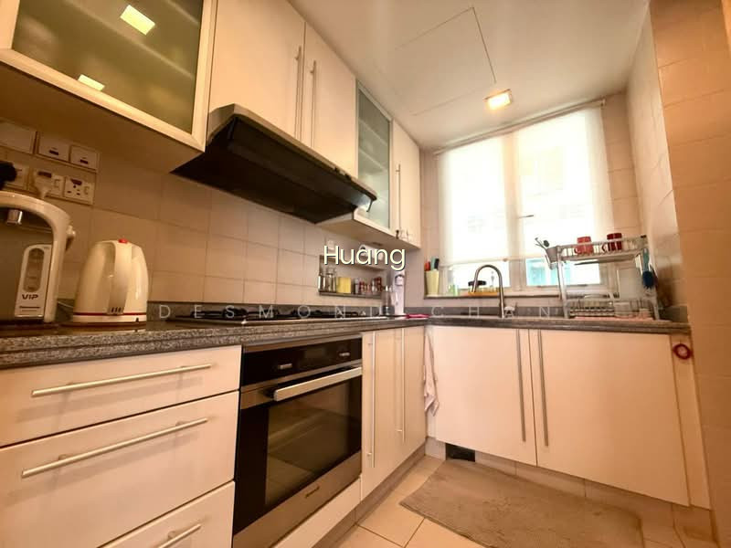 GOLDENHILL PARK CONDO photo 6
