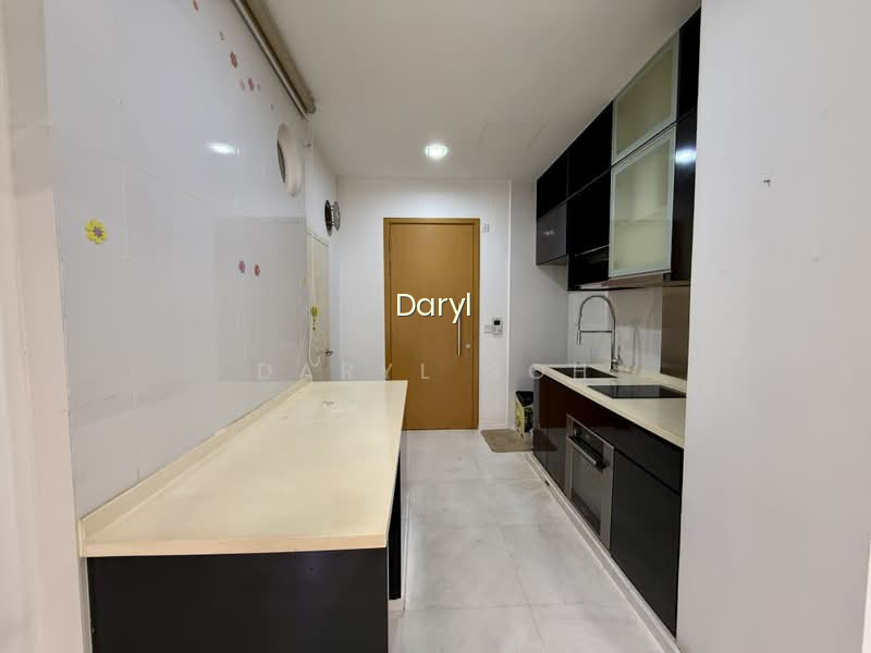 DAISY SUITES image 1 of 10