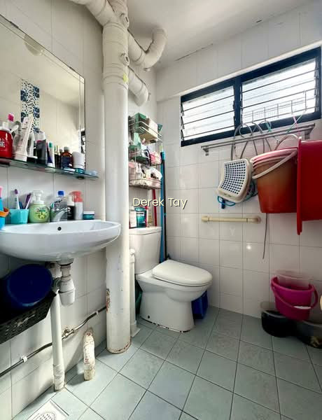 415 HOUGANG AVENUE 10 photo 4
