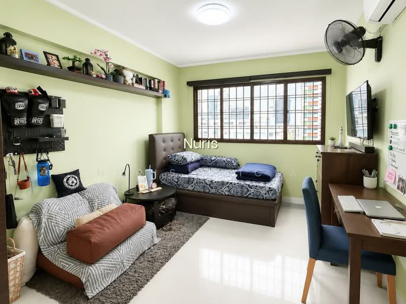 238 JURONG EAST STREET 21 photo 3