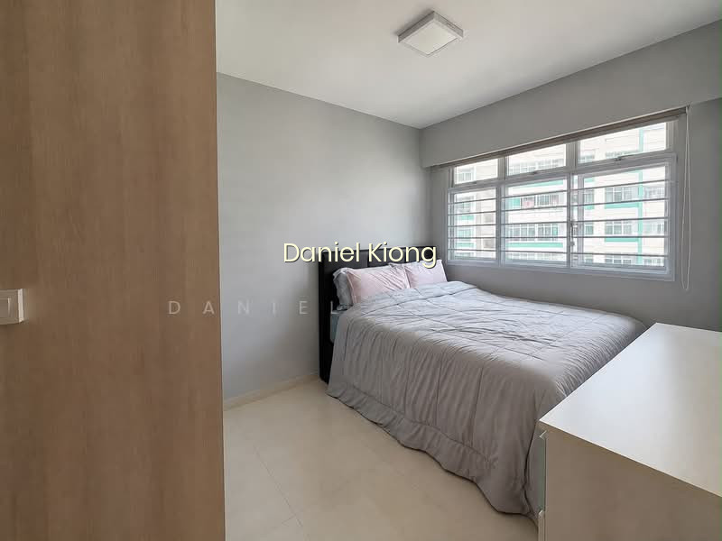 467A FERNVALE LINK photo 2
