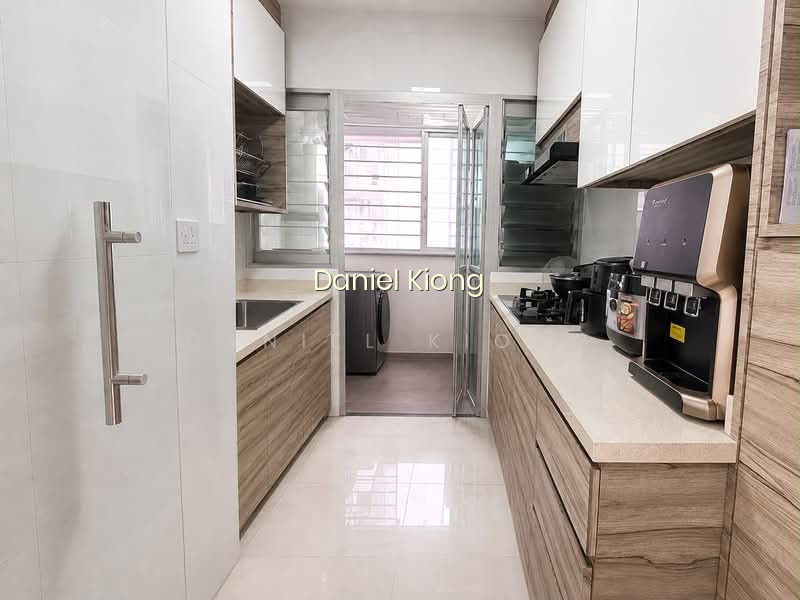 467A FERNVALE LINK photo 3