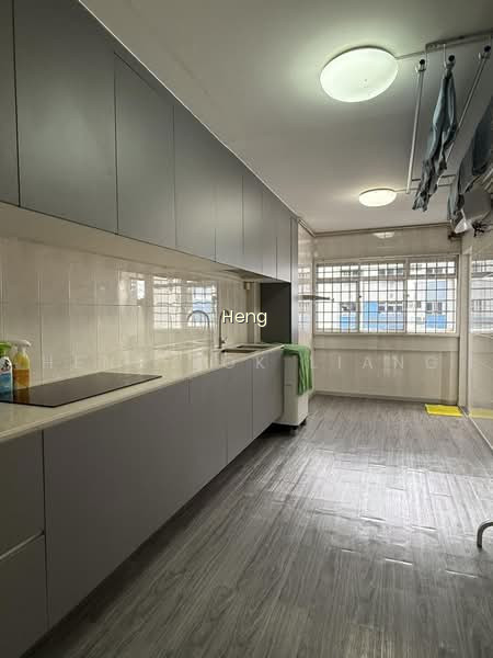 237 TAMPINES STREET 21 photo 2