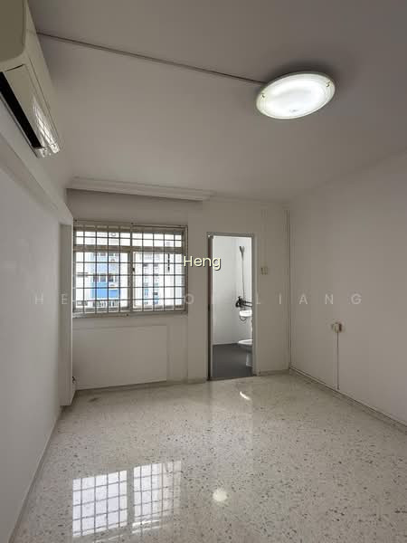 237 TAMPINES STREET 21 photo 6