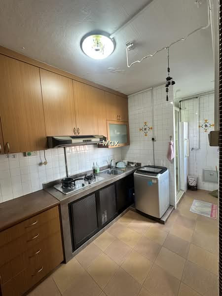 639 ROWELL ROAD photo 5