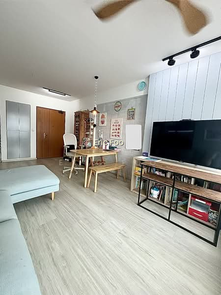 55 TEBAN GARDENS ROAD image 1 of 10