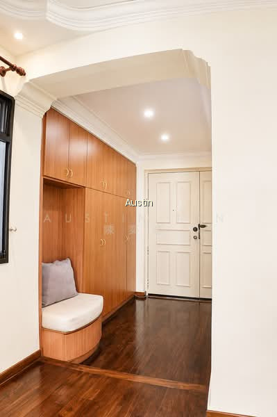 254 SIMEI ST 1 image 1 of 10
