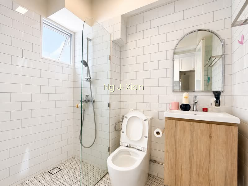 75B REDHILL ROAD photo 6