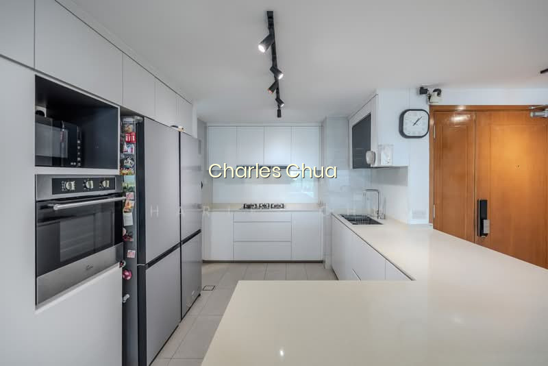 CHANTILLY RISE photo 6