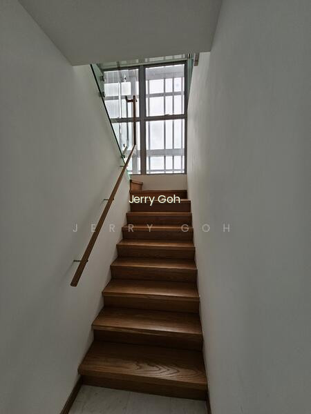 THE CLIFT photo 2