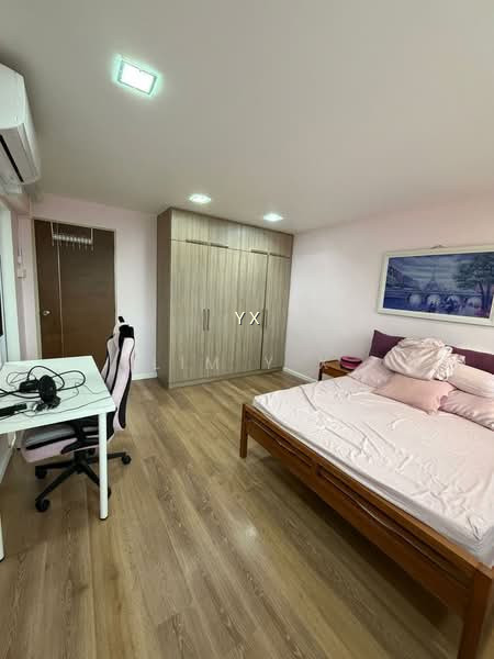 449 HOUGANG AVENUE 10 photo 4