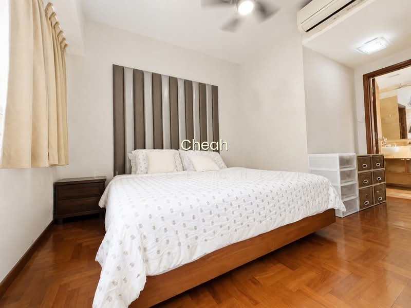FOREST HILLS CONDO photo 5