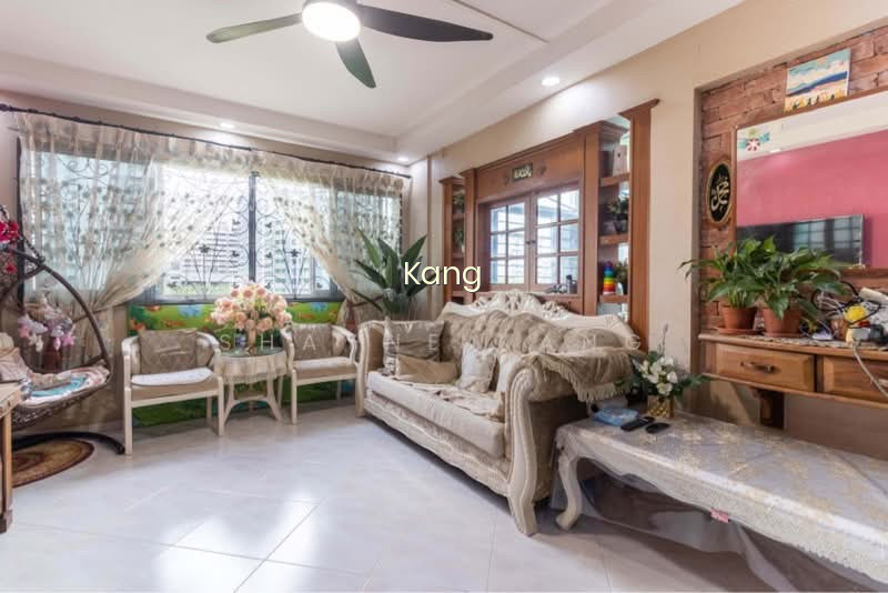 895A TAMPINES STREET 81 photo 2
