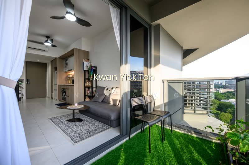 UNDERVALUED NEWLY TOP ⭐️ IMMEDIATE HIGH RENT UNIT!! ⭐️ SERIOUS SELLER photo 2
