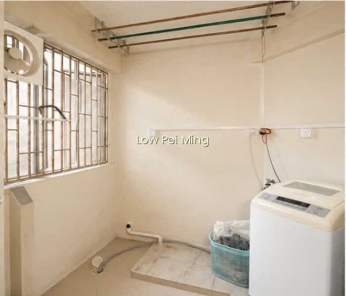 498G TAMPINES STREET 45 photo 5