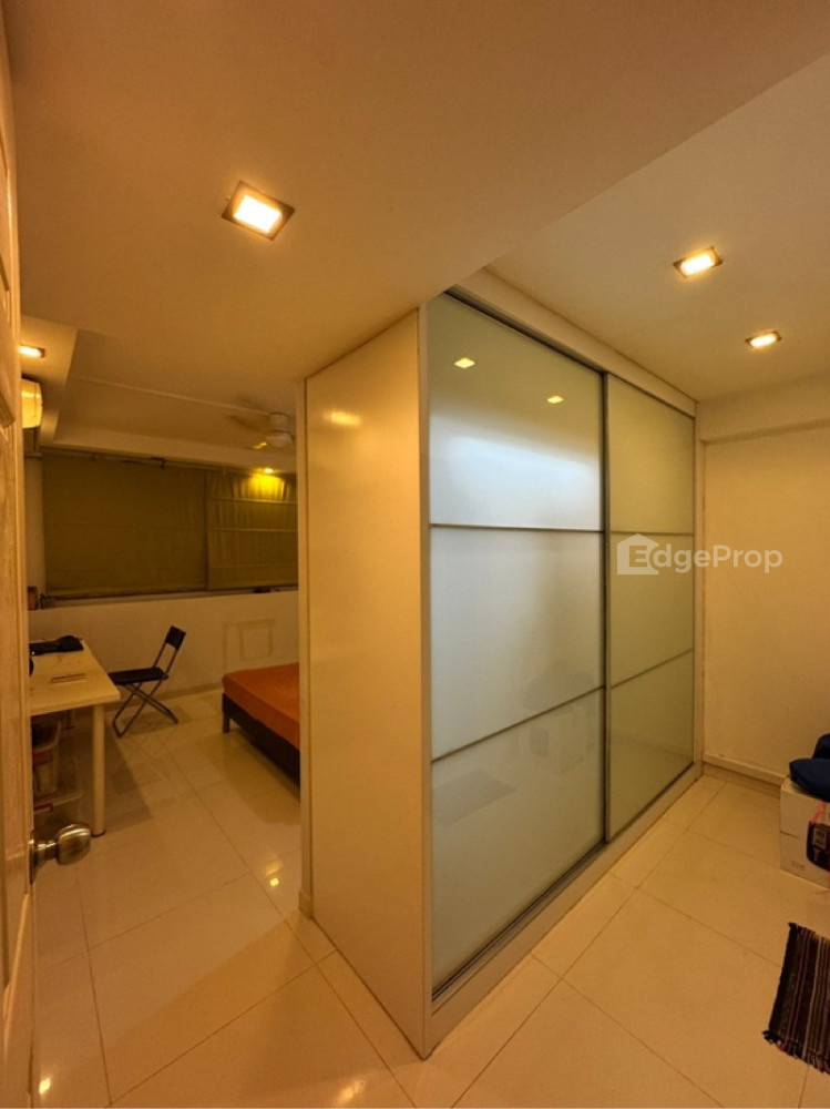 112 SIMEI STREET 1 image 1 of 8
