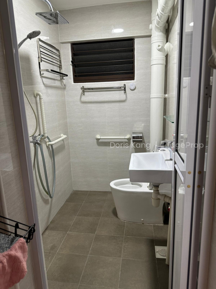 25 TEBAN GARDENS ROAD photo 4