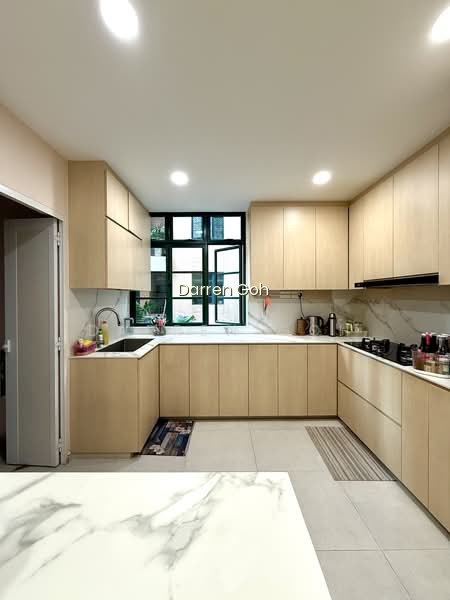 HILLVIEW HEIGHTS photo 3